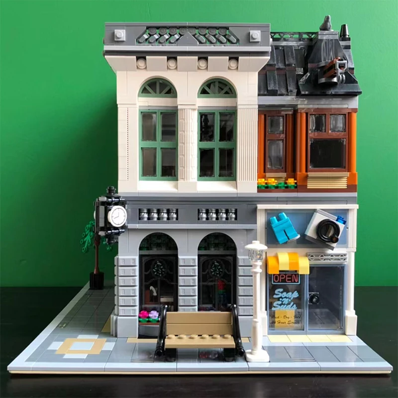 Brick Bank Building Model Set - 2380 Pcs (Compatible with 10251) 3 Brick Bank Building Model Set - 2380 Pcs (Compatible with 10251) 3